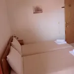 Papas * Skála Marión
